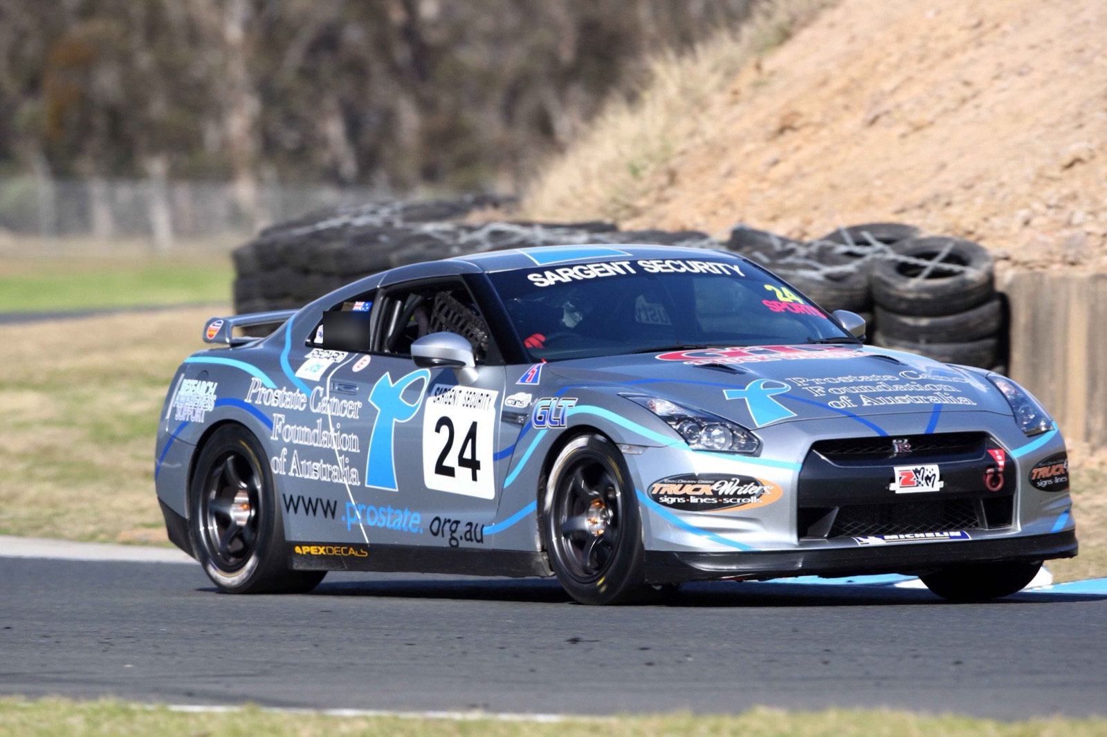 The G&D Nissan GT-R on track at an Australian GT Championship round